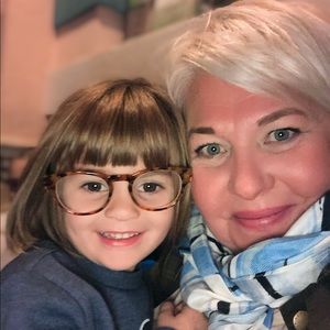 Meet your Posher, Dawn